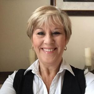 Meet your Posher, Sandra